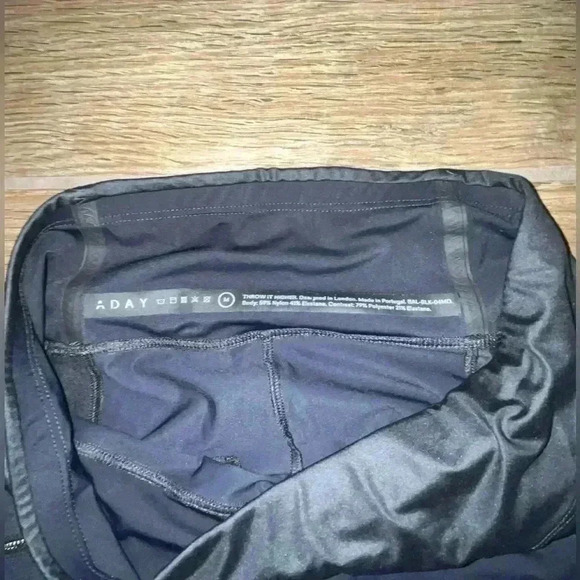 ADAY Throw It Higher Technical High Rise Leggings - Picture 5 of 5